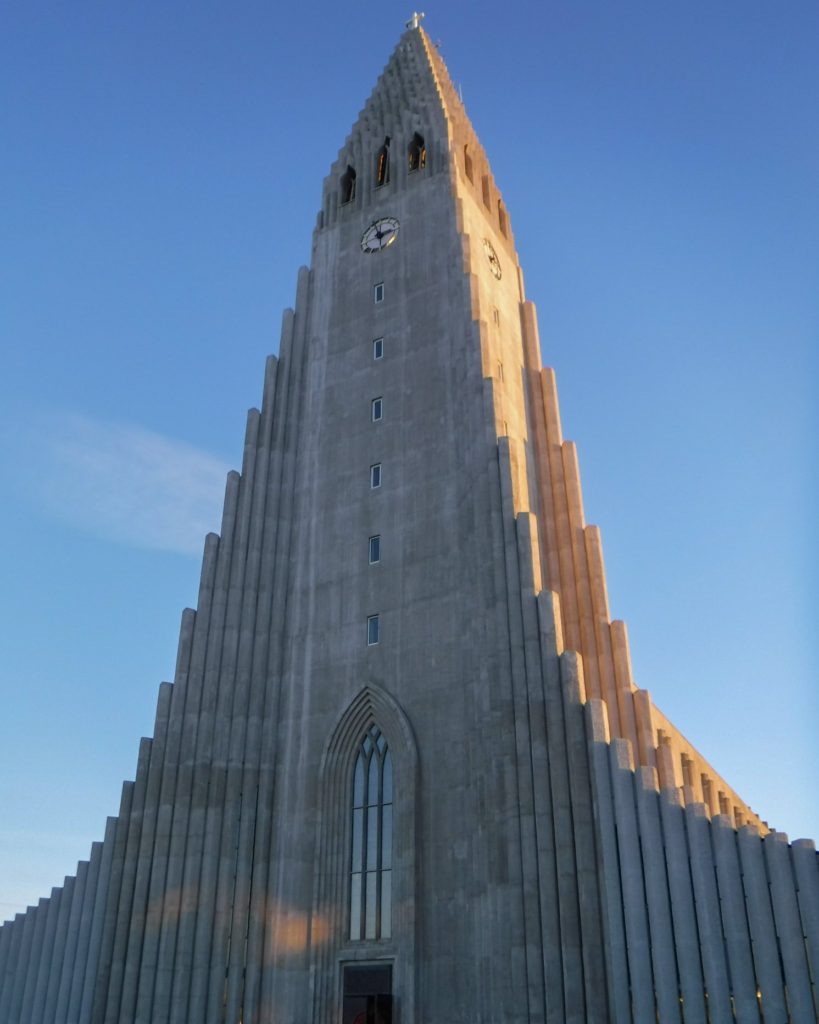 The sun shines on the Hallgrimskirkja in the centre of Reykjavík.